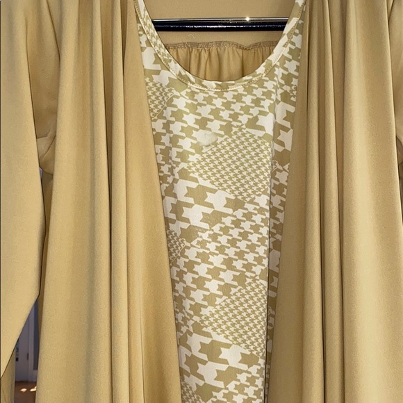 Le Grenier blouse size medium - Picture 5 of 8